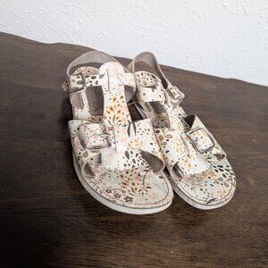 Zimmerman Shoes Stevie Sandal, Floral, size 11 (about US Size 12.5)
